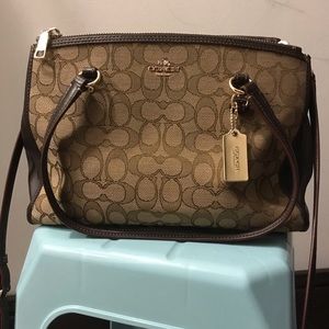 Coach handbag / Coach purse